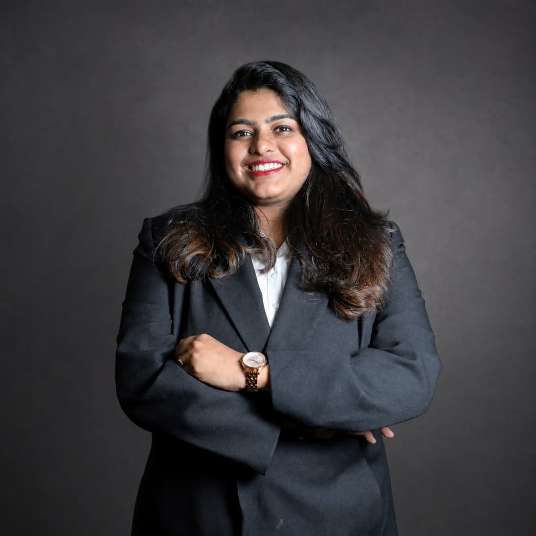 Adv. Saloni Kanekar